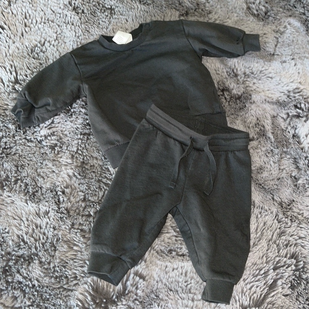 Cotton On Baby two piece sweats short pants set Sz 0-3 Organic Cotton